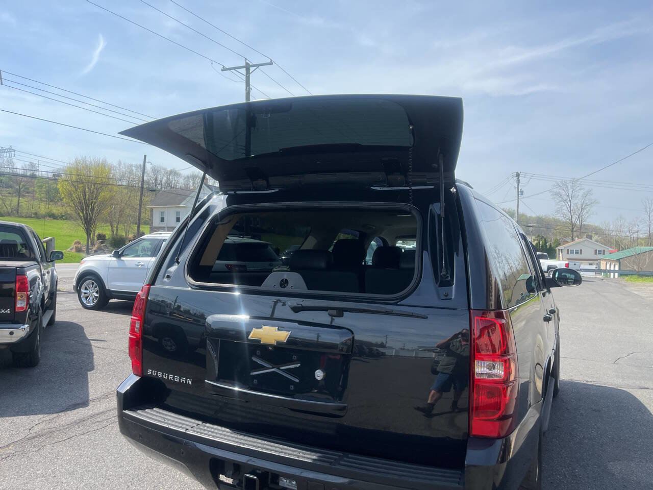 Used 2013 Chevrolet Suburban 2500 LS w/ Convenience Package 1 image 33