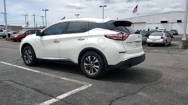 Used 2017 Nissan Murano S AWD/4WD image 6