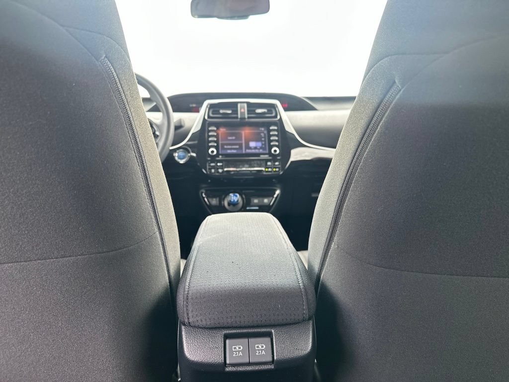 Used 2021 Toyota Prius L Eco FWD image 24