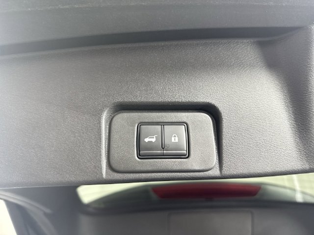 Used 2026 Nissan Rogue SL AWD/4WD image 33