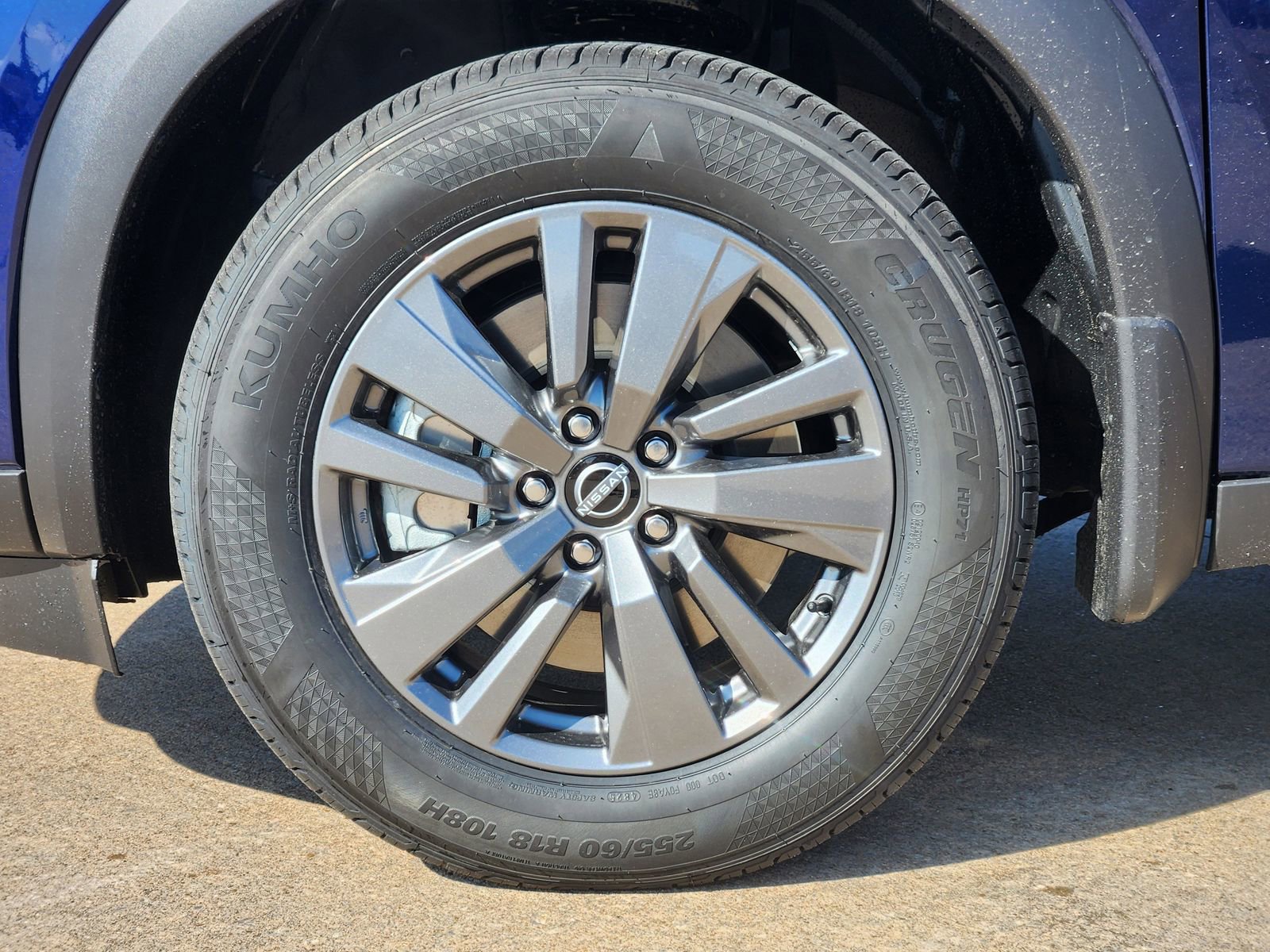 New 2026 Nissan Pathfinder SV image 11