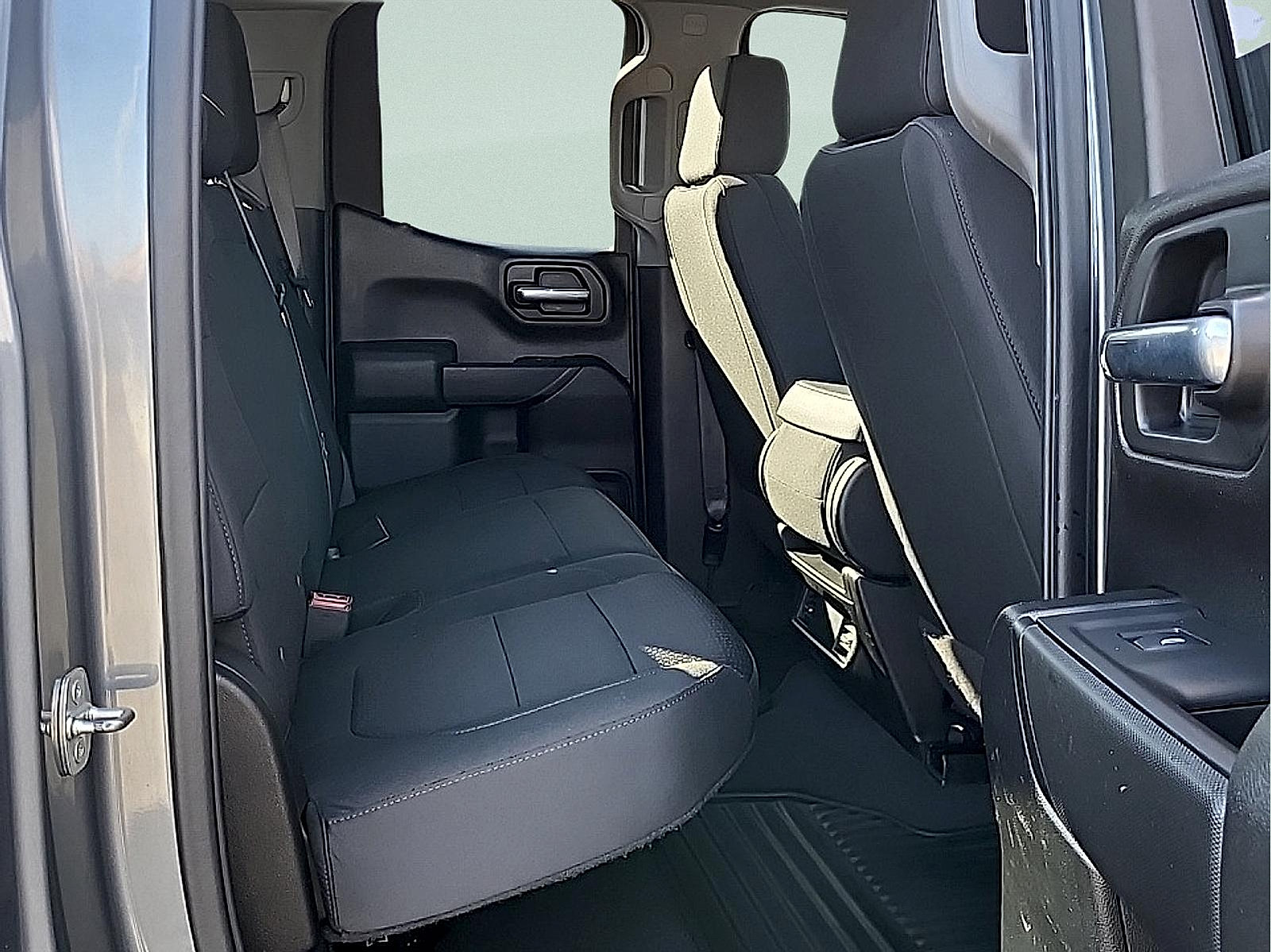 Used 2021 Chevrolet Silverado 1500 Custom AWD/4WD image 11