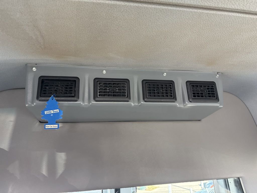 Used 2018 Mercedes-Benz Sprinter 2500 image 21