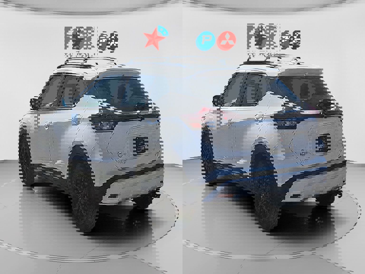 Used 2023 Nissan Kicks SR w/ Interior Electronics Package image 3