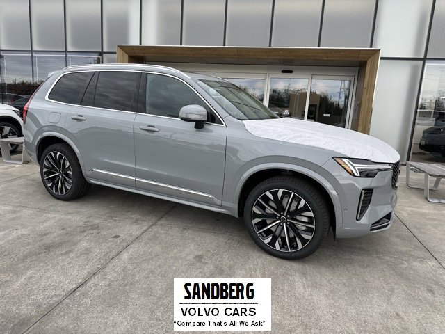 New 2026 Volvo XC90 T8 Plus image 1