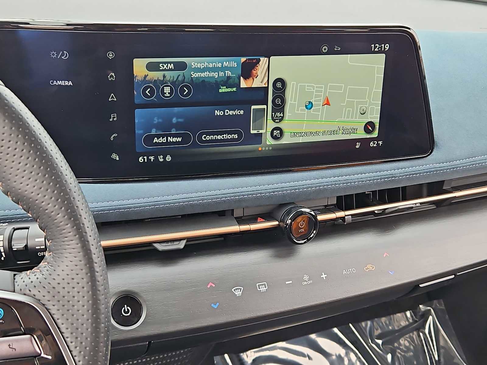 Used 2023 Nissan Ariya image 29