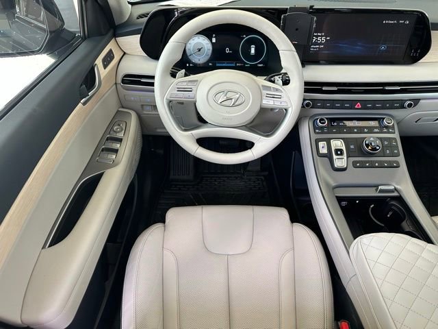 Used 2024 Hyundai Palisade Limited AWD/4WD image 11