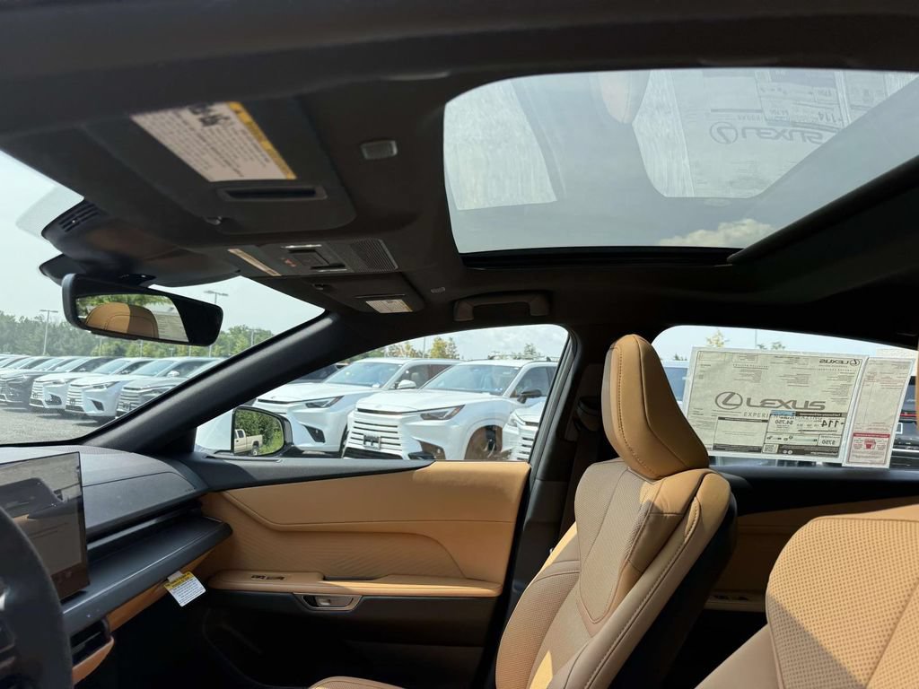 New 2026 Lexus ES 500e AWD/4WD image 17