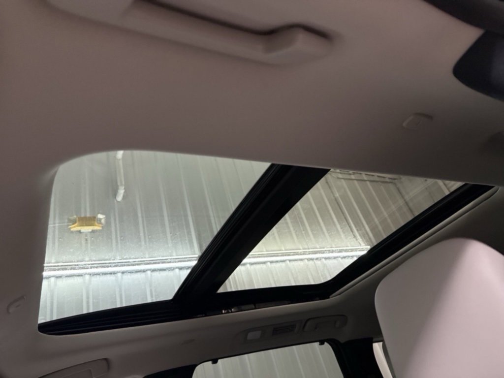 New 2026 INFINITI QX60 Luxe image 9