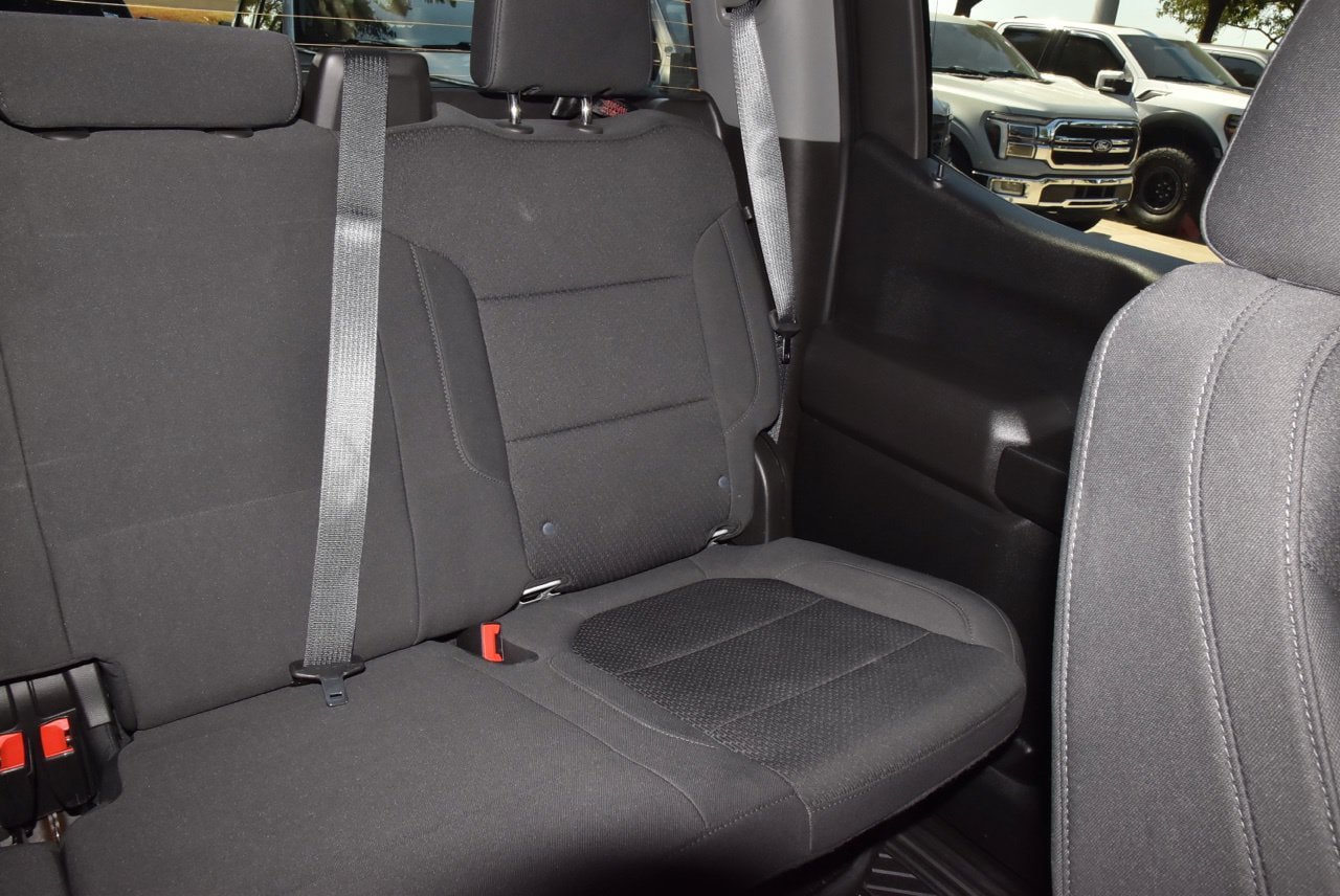 Used 2021 Chevrolet Silverado 1500 Custom Trail Boss AWD/4WD image 20