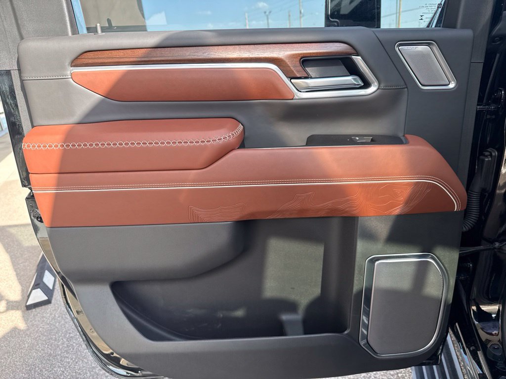 Certified 2026 GMC Sierra 2500 Denali Ultimate AWD/4WD image 18