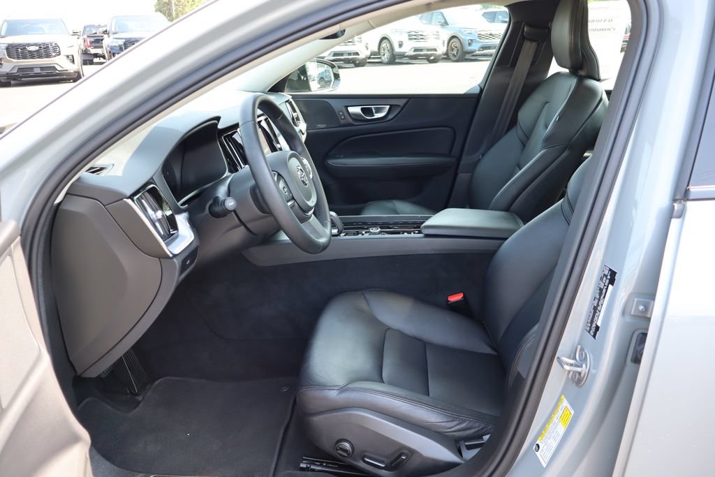 Used 2024 Volvo S60 B5 Core AWD/4WD image 23