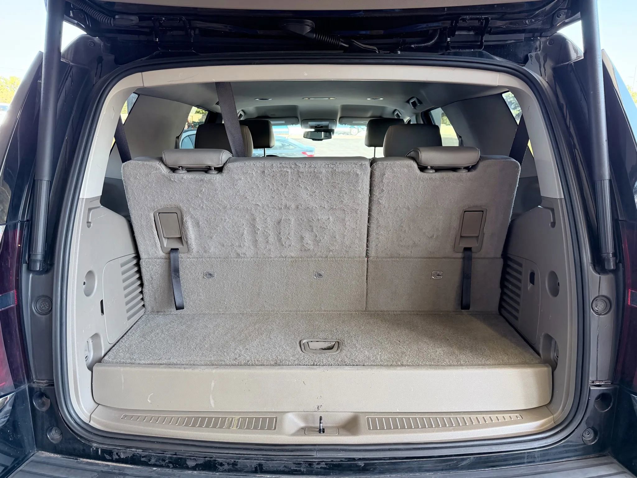 Used 2020 Chevrolet Tahoe LT image 18