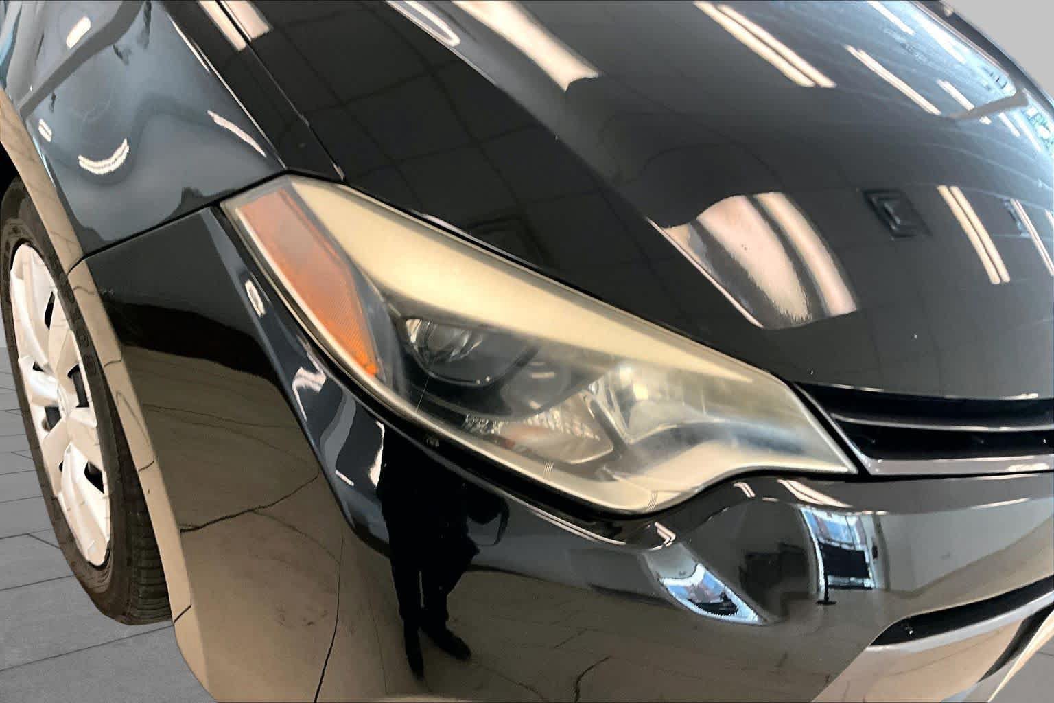 Used 2016 Toyota Corolla LE FWD image 26