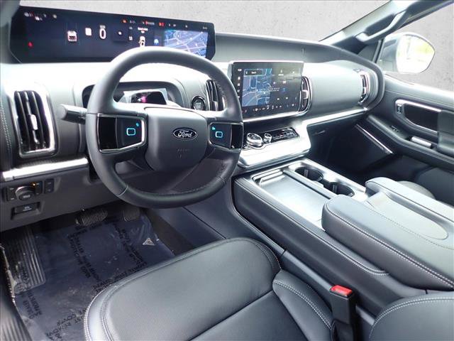 New 2026 Ford Expedition Max Platinum w/ Stealth Performance Package AWD/4WD image 13