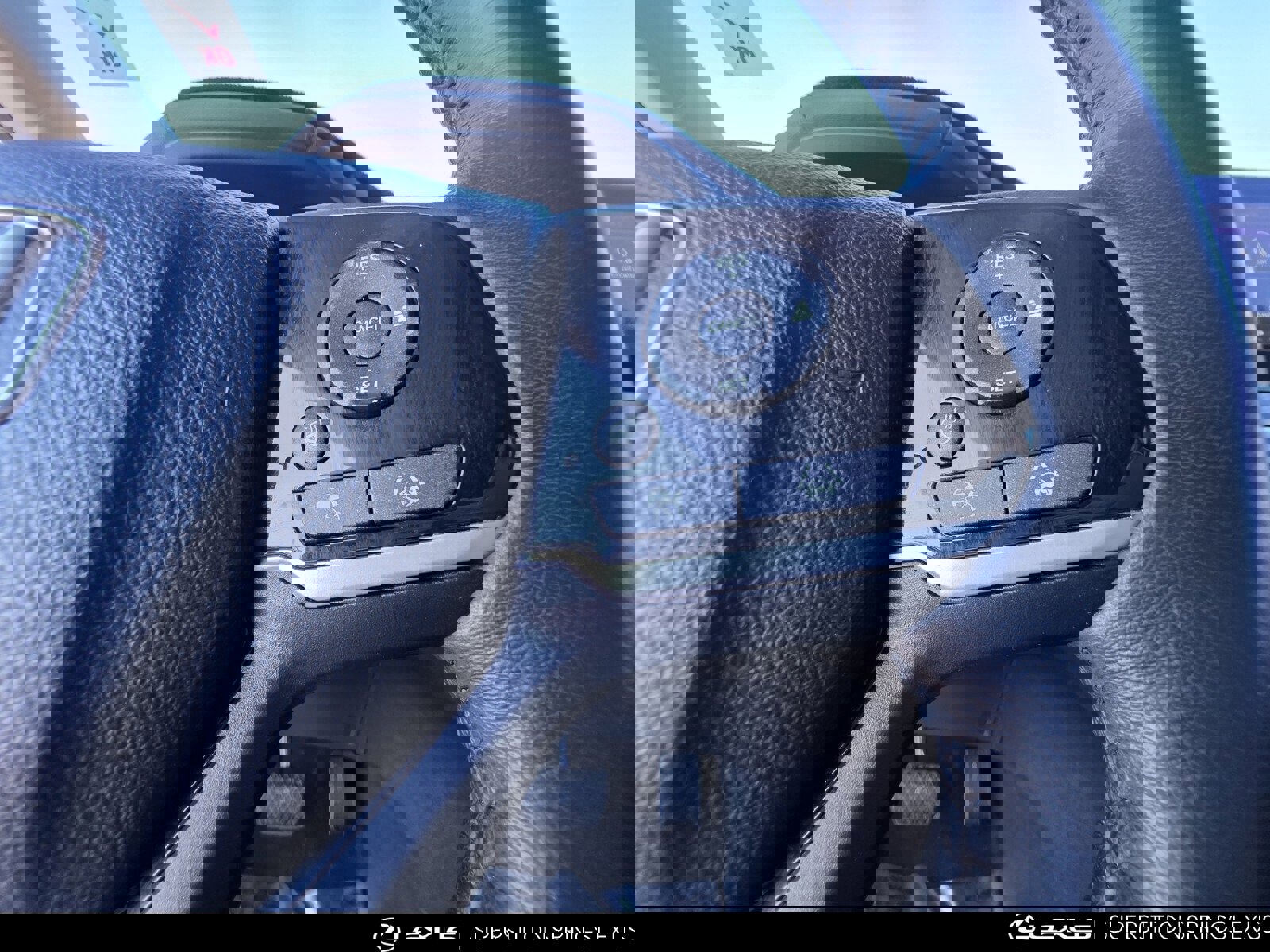 Used 2023 Honda Odyssey Elite image 24