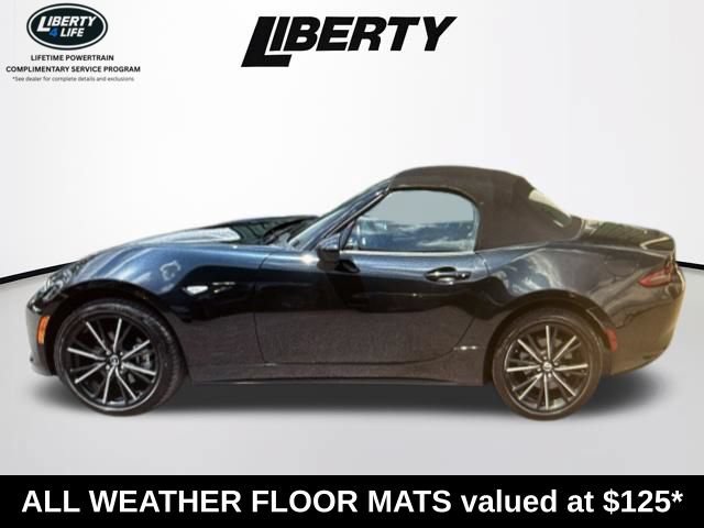 Used 2024 MAZDA MX-5 Miata Grand Touring RWD image 2