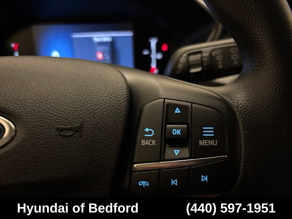 Used 2025 Ford Escape Active AWD/4WD image 17
