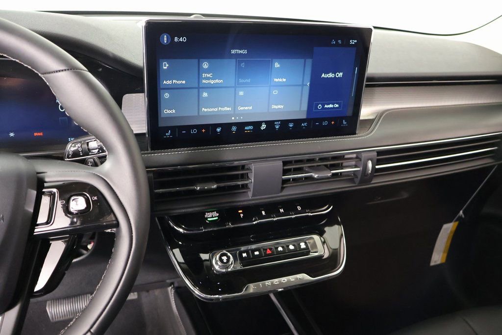 New 2026 Lincoln Corsair Premiere FWD image 5