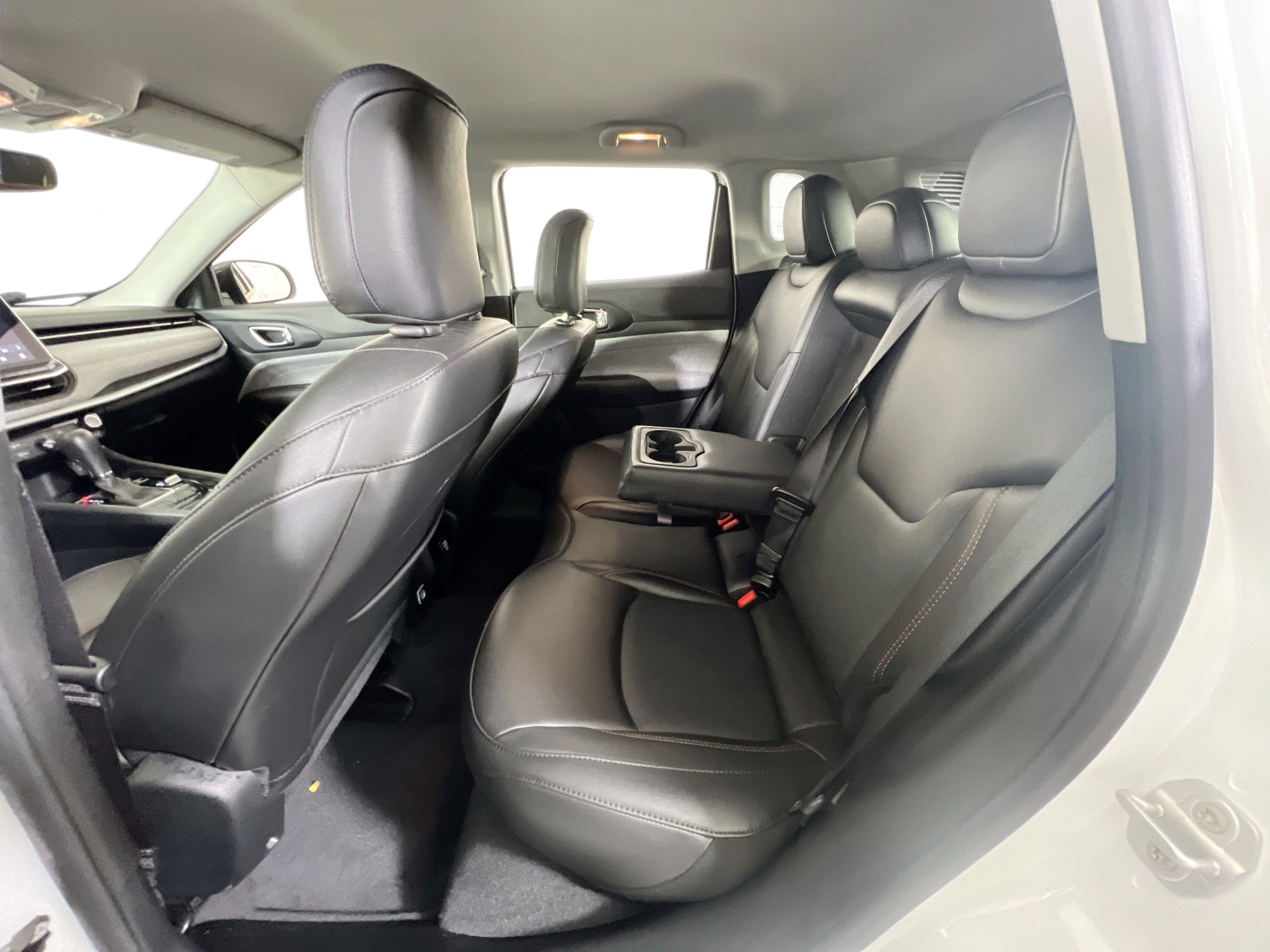 Used 2022 Jeep Compass Latitude AWD/4WD image 23