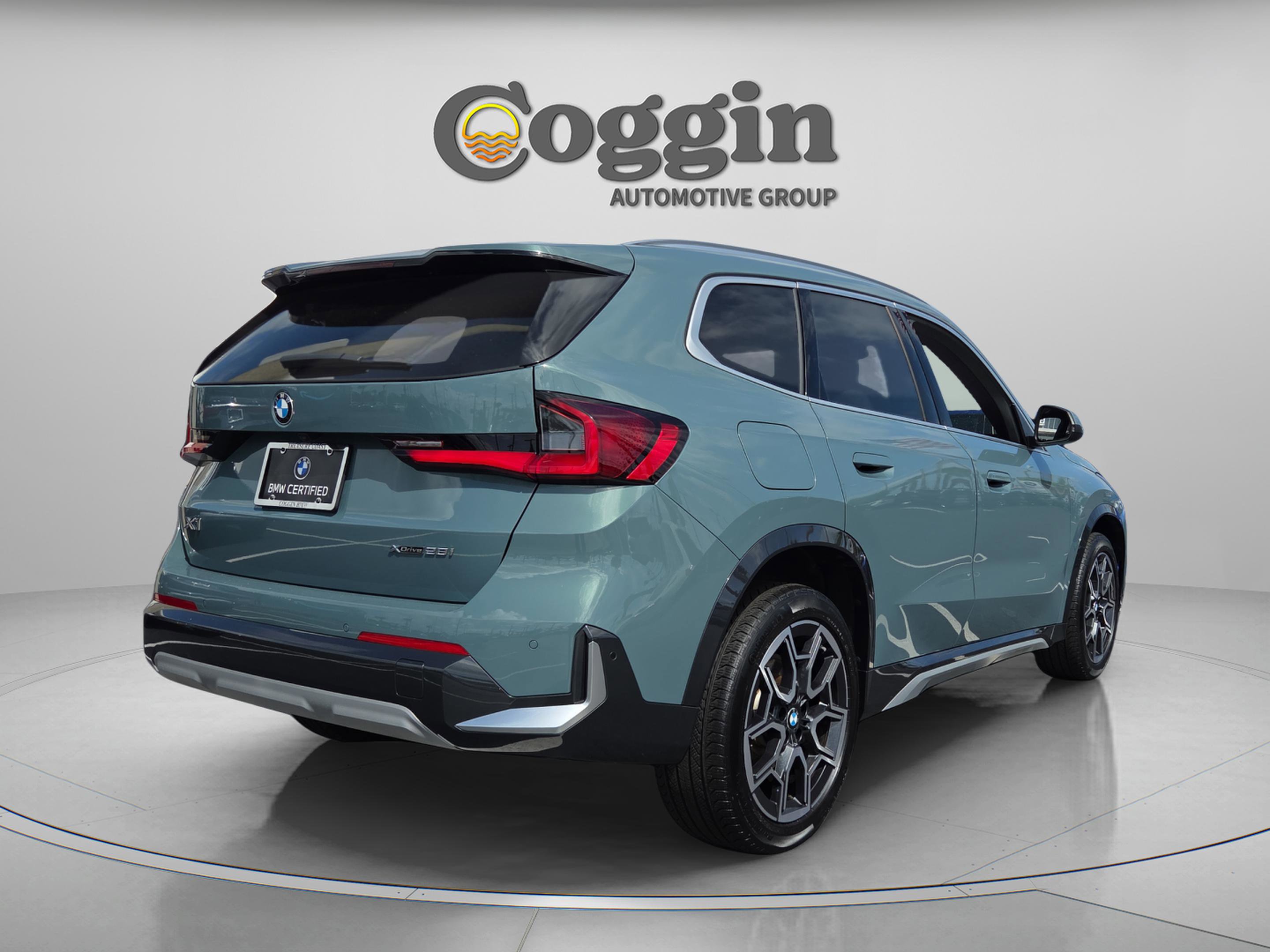 Certified 2025 BMW X1 xDrive28i w/ Convenience Package image 5