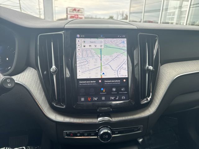 Certified 2025 Volvo XC60 B5 Plus image 18