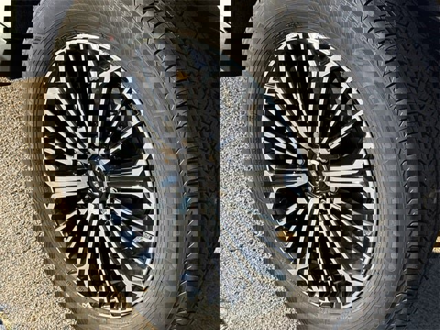 New 2026 Nissan Armada Platinum image 11