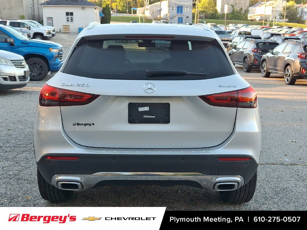Used 2023 Mercedes-Benz GLA 250 4MATIC image 6