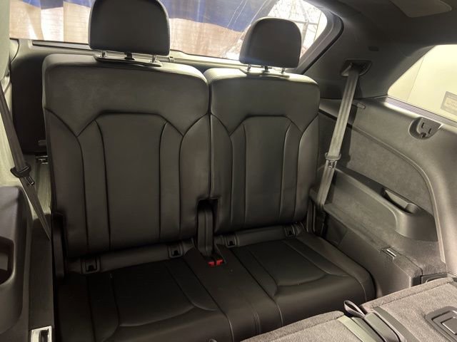 Used 2017 Audi Q7 3.0T Prestige image 17