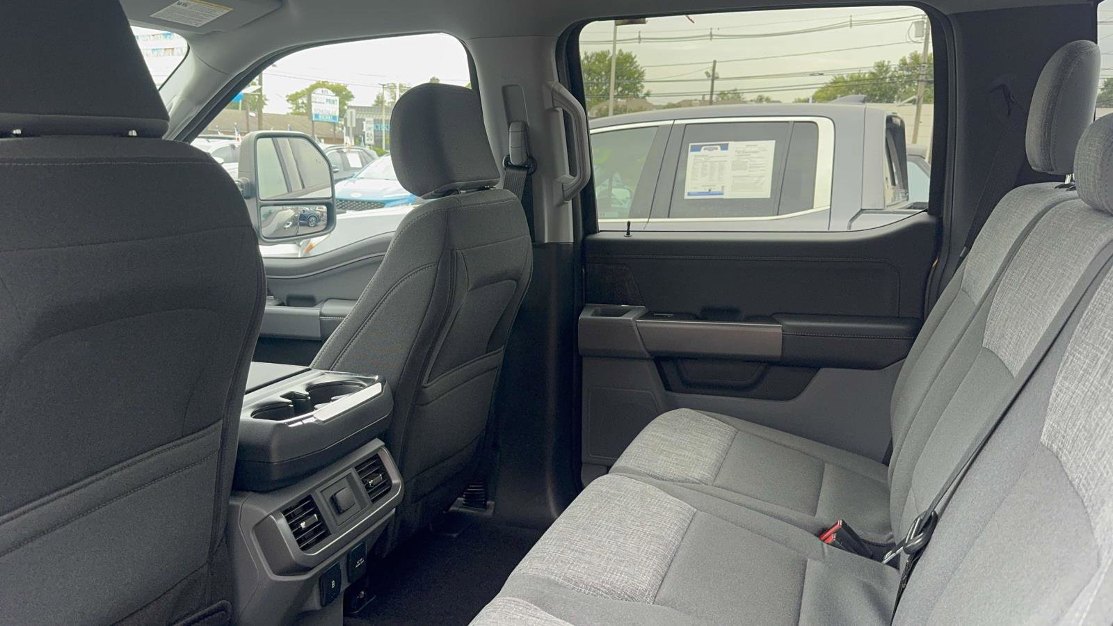 Certified 2022 Ford F150 XLT w/ Equipment Group 302A High image 26