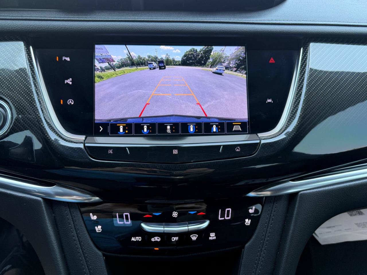 Used 2020 Cadillac XT6 Sport AWD/4WD image 39
