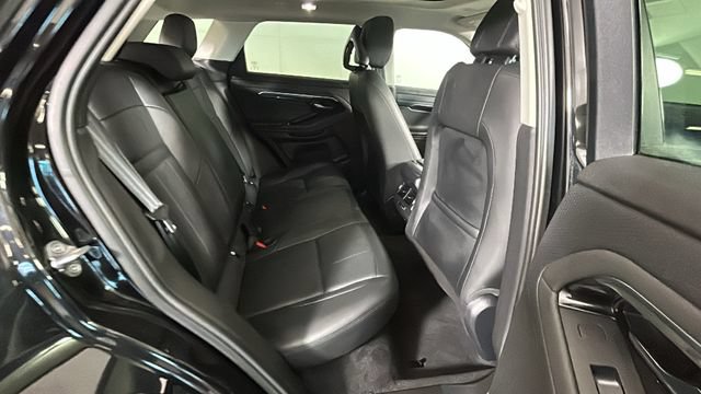 Used 2021 Land Rover Range Rover Evoque S AWD/4WD image 31