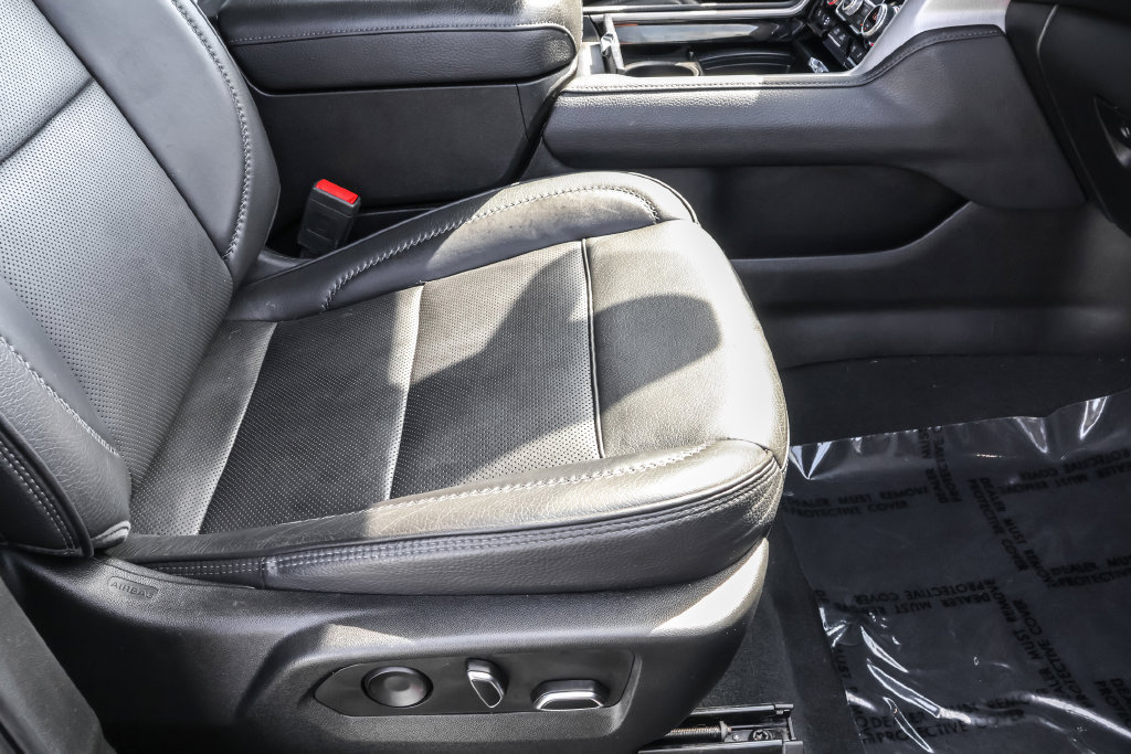 Used 2022 GMC Yukon XL Denali AWD/4WD image 39