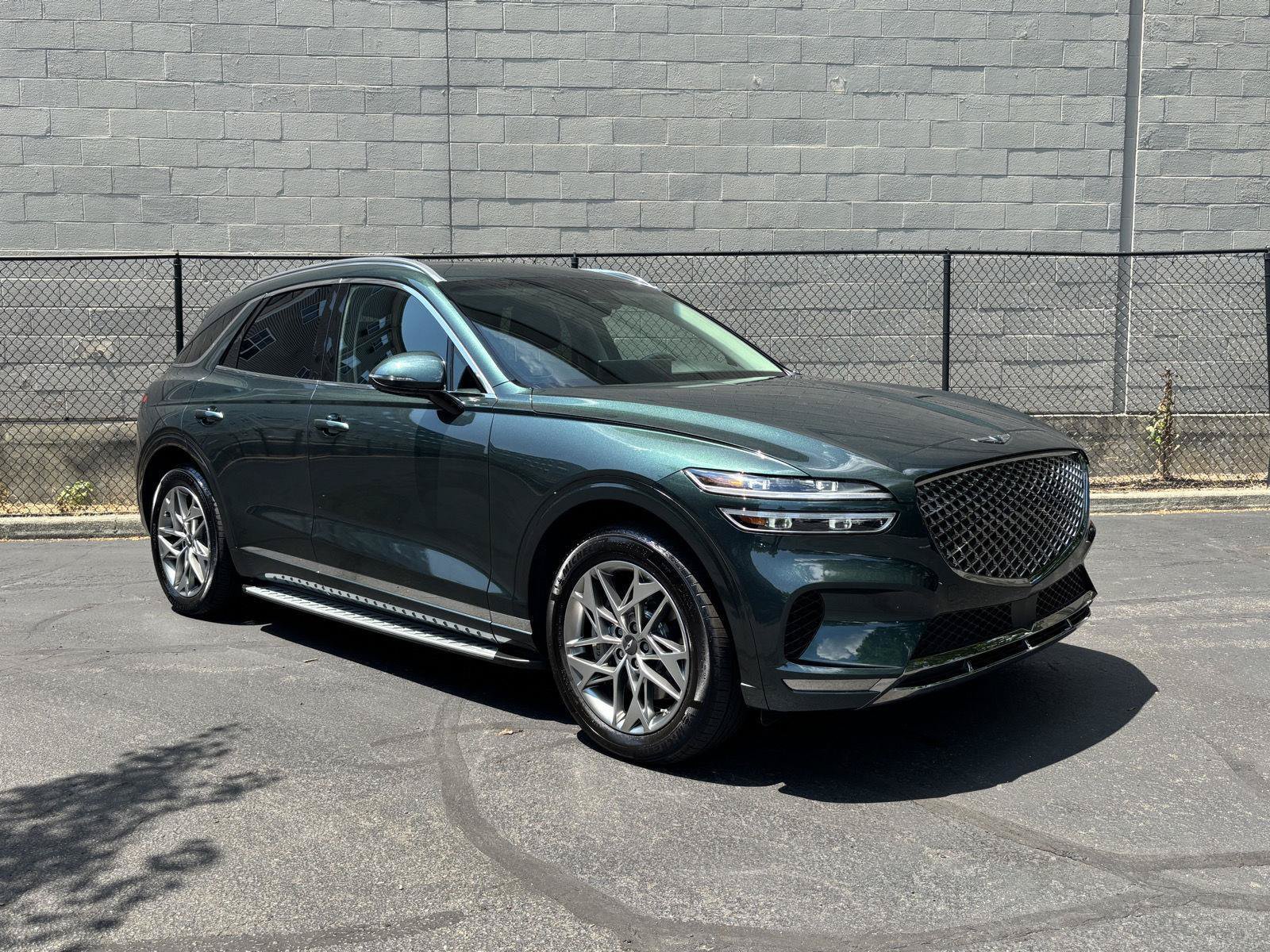 Used 2023 Genesis GV70 2.5T w/ Select Package AWD/4WD video 1