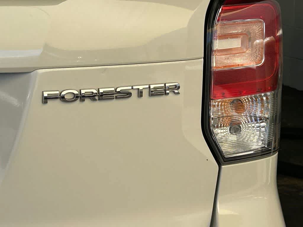 Used 2018 Subaru Forester 2.5i Premium AWD/4WD image 6