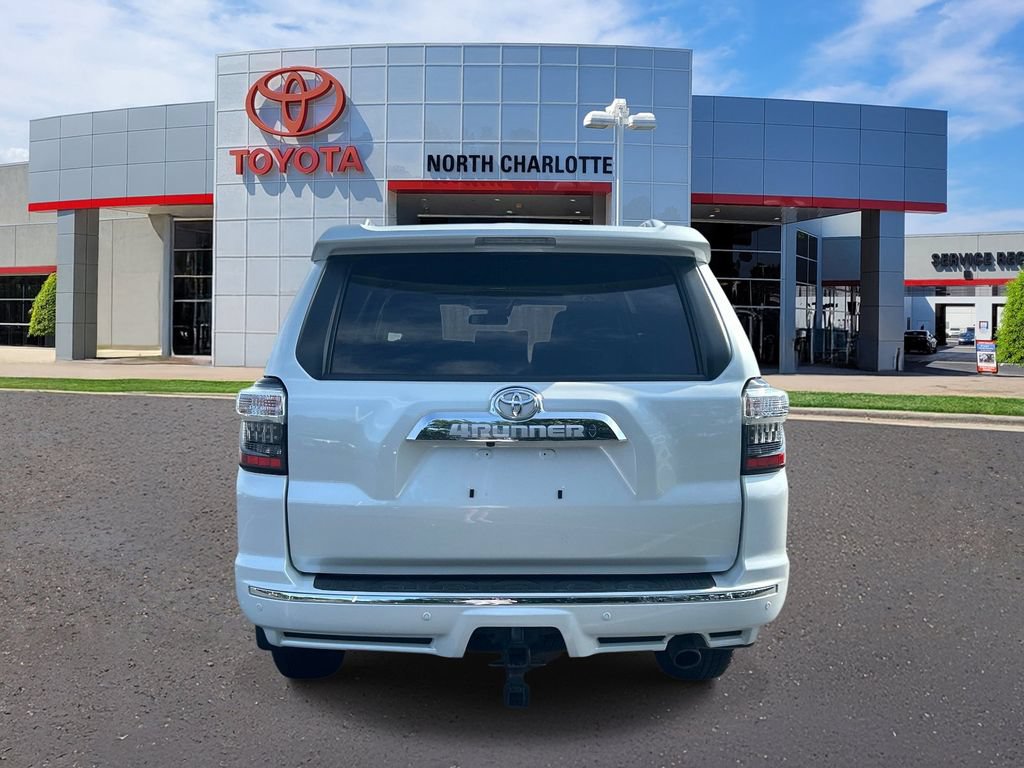 Used 2024 Toyota 4Runner Limited AWD/4WD image 7