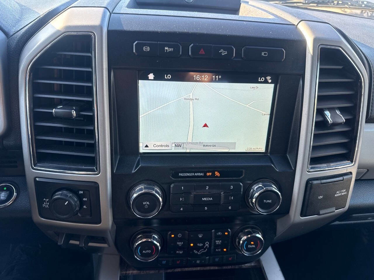 Used 2019 Ford F350 Lariat w/ Lariat Ultimate Package image 40