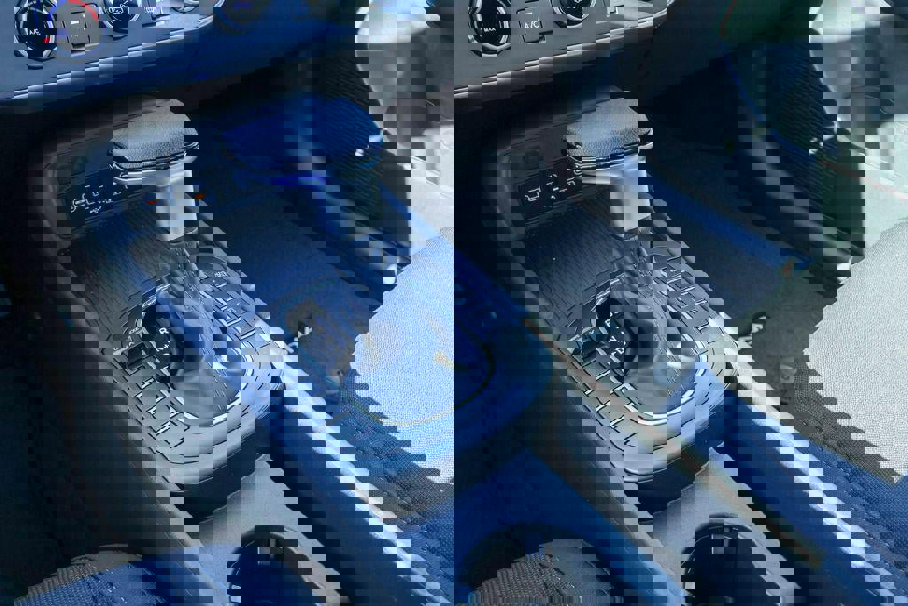 New 2026 Hyundai Kona SE image 19