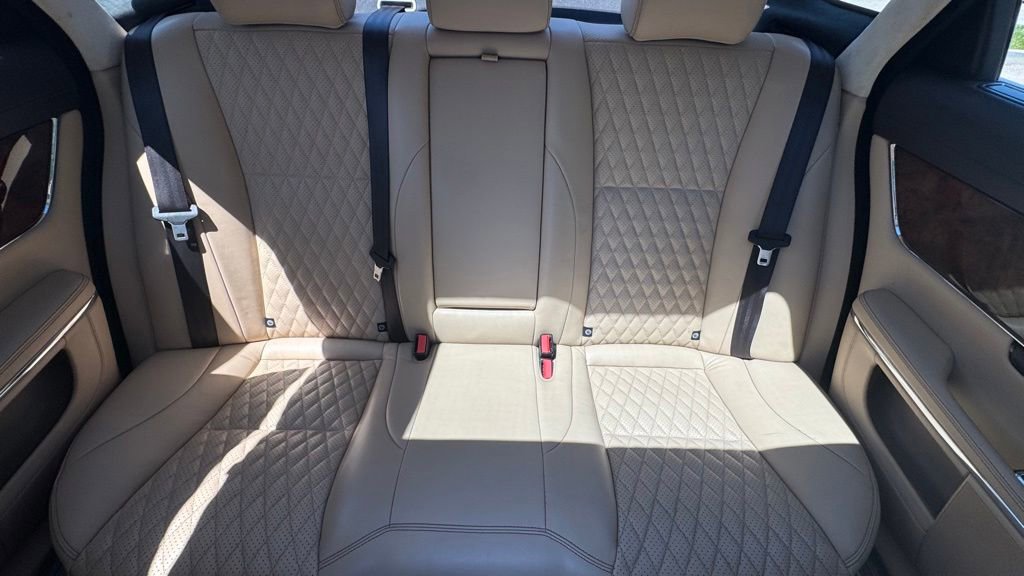 Used 2018 Jaguar XJ L Portfolio RWD image 22
