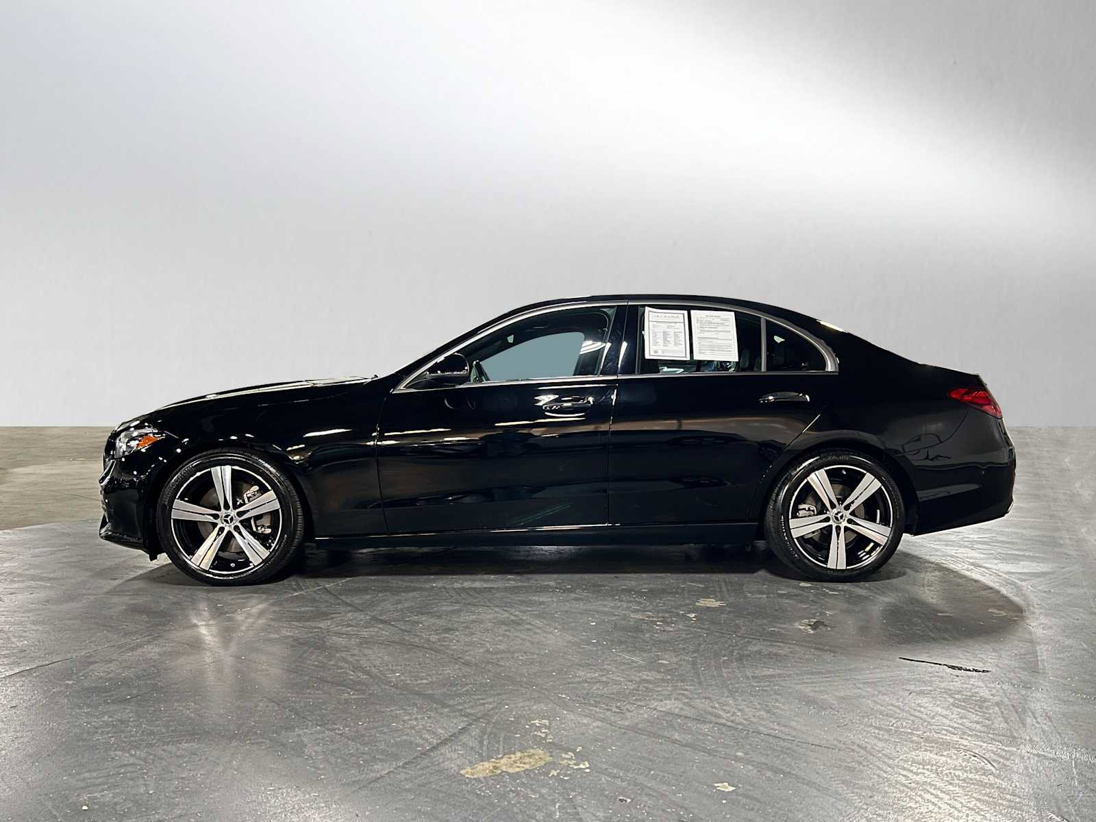 Used 2025 Mercedes-Benz C 300 4MATIC Sedan image 6