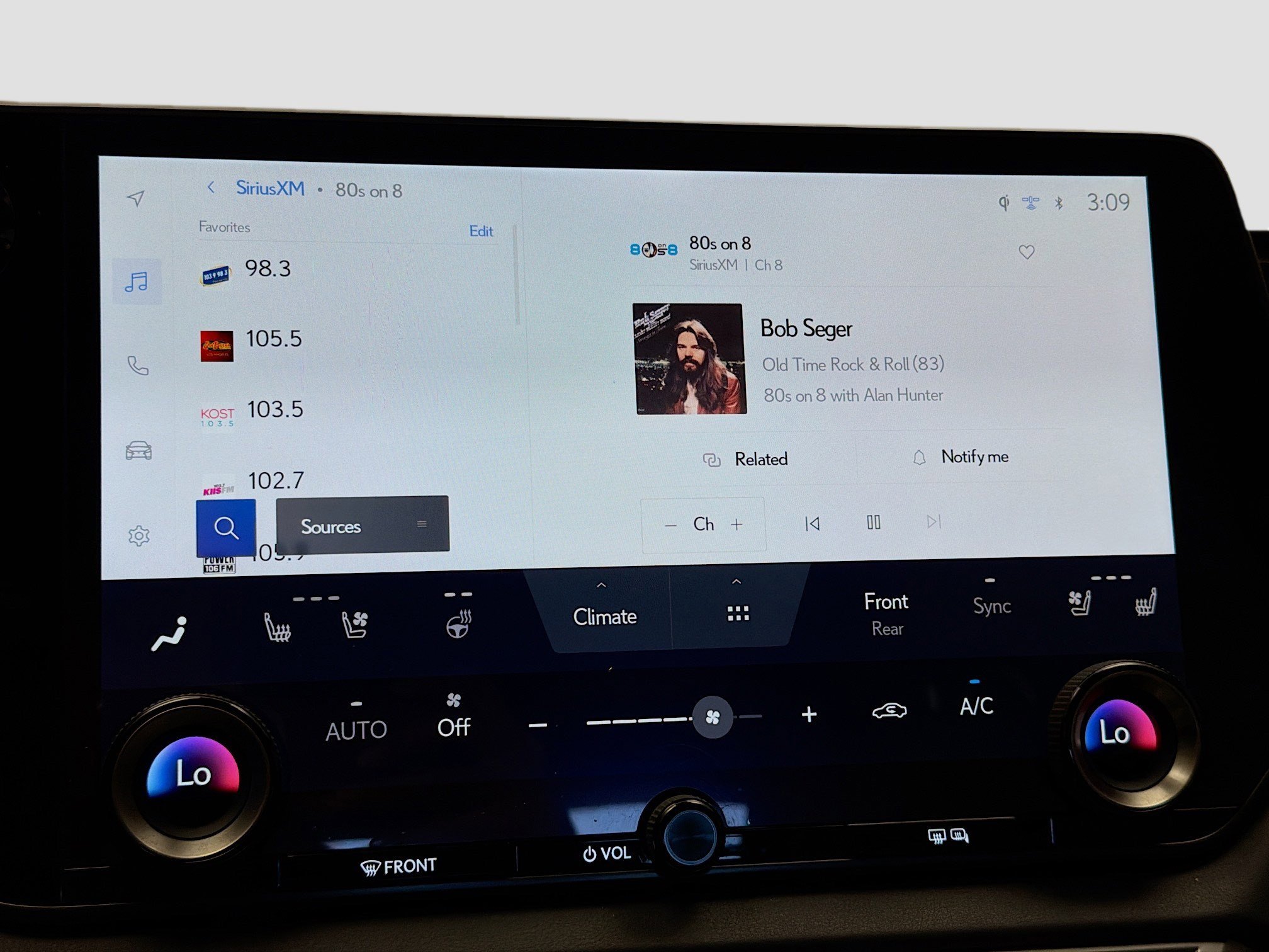 Used 2023 Lexus RX 350 Premium w/ Accessory Package (Z1) image 9