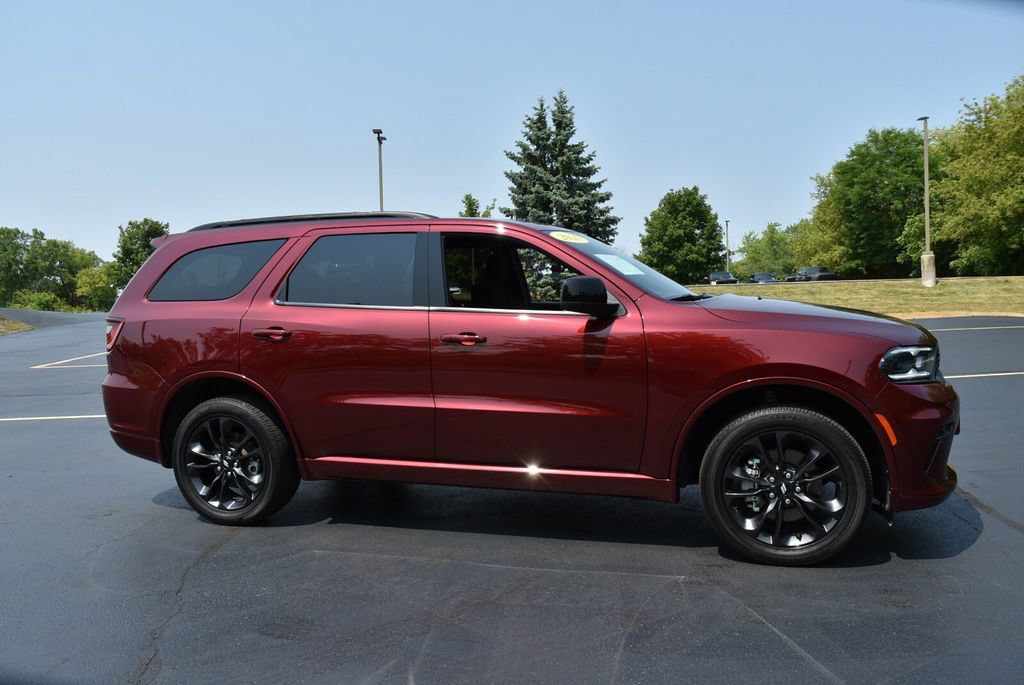 Certified 2025 Dodge Durango GT w/ Blacktop Package AWD/4WD image 4