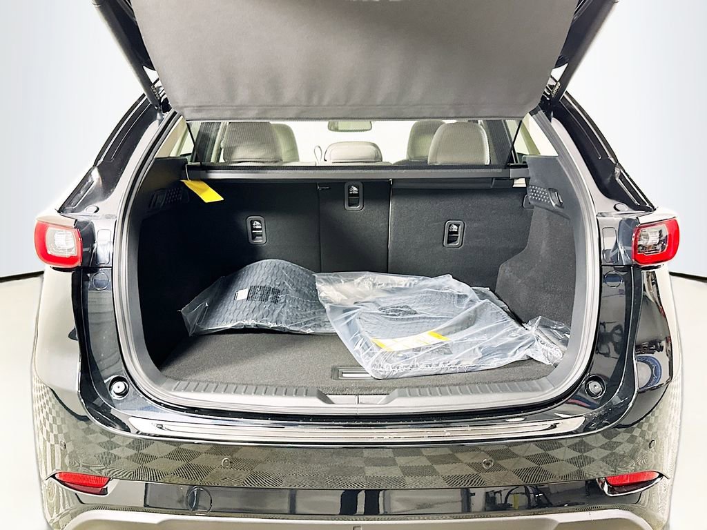 New 2025 MAZDA CX-5 AWD 2.5 S w/ Premium Plus Pkg image 16