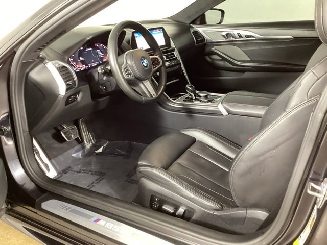 Used 2019 BMW M850i xDrive Coupe w/ M Carbon Exterior Package AWD/4WD image 32