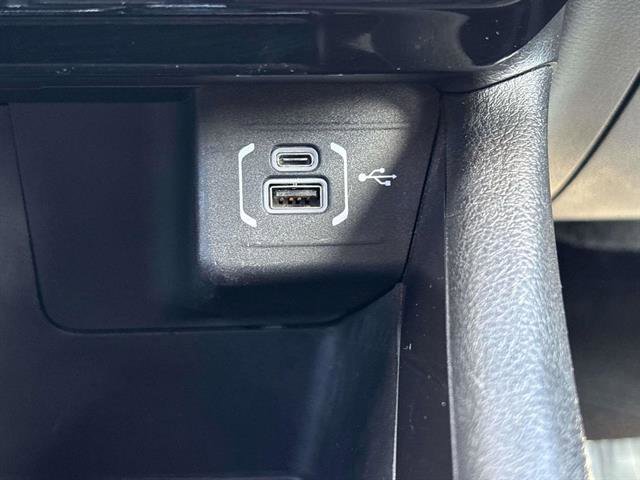 Used 2022 Jeep Compass Latitude w/ Sun and Sound Group image 27