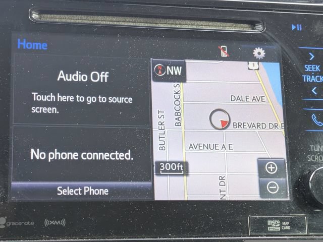 Used 2017 Toyota Prius Three FWD image 20