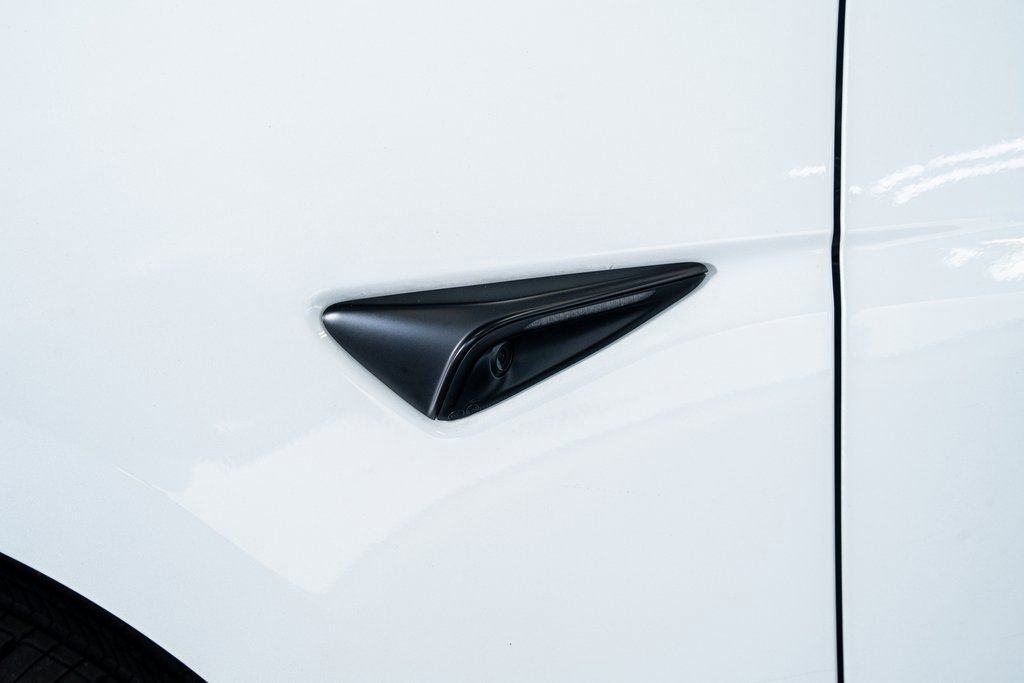 Used 2025 Tesla Model 3 Long Range image 16