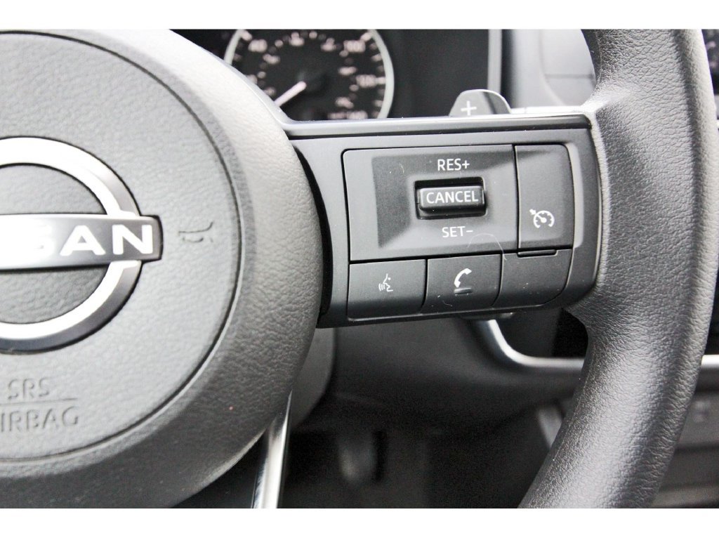 Used 2023 Nissan Rogue S FWD image 20