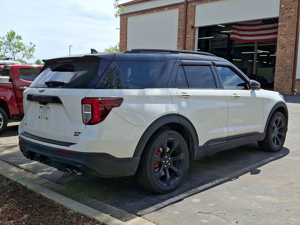 Used 2020 Ford Explorer ST w/ ST Street Pack image 9