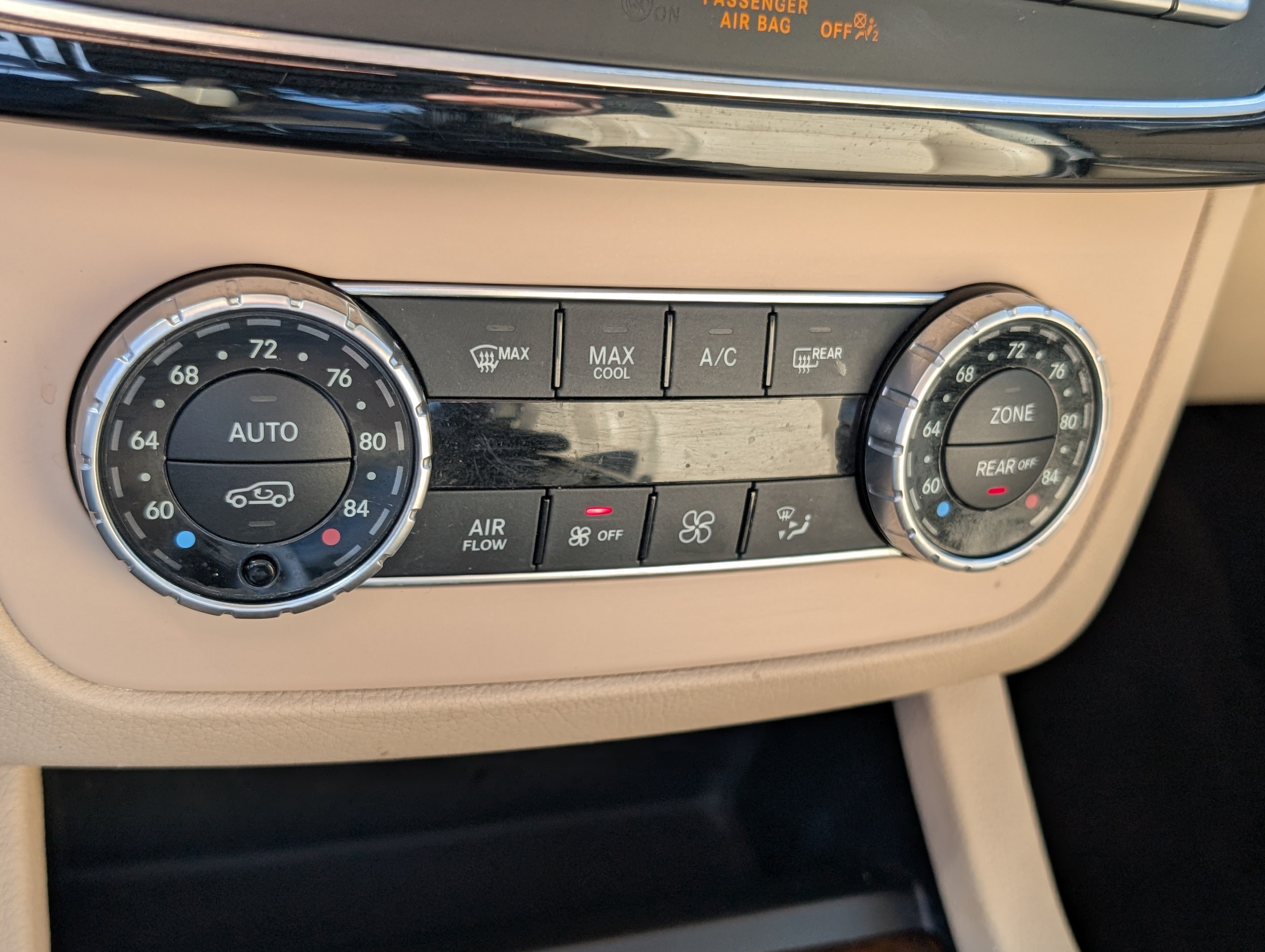 Used 2019 Mercedes-Benz GLS 550 4MATIC image 32